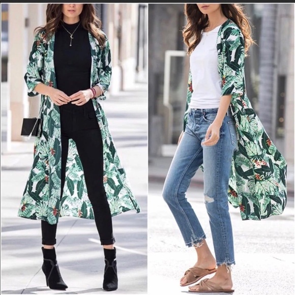 Rachel Zoe Other - Rachel Zoe palm print kimono